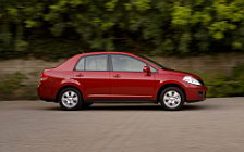   Nissan Versa Sedan - 2011