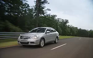   Nissan Almera - 2013
