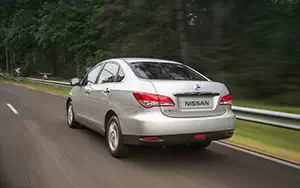   Nissan Almera - 2013