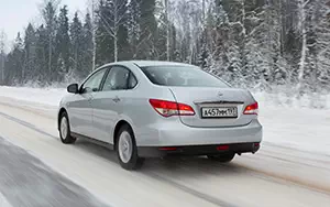   Nissan Almera - 2013