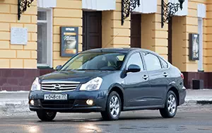   Nissan Almera - 2013