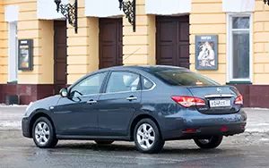   Nissan Almera - 2013