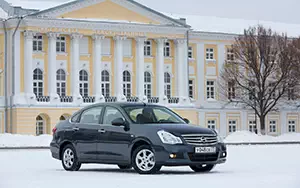   Nissan Almera - 2013