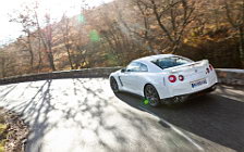   Nissan GT-R - 2011