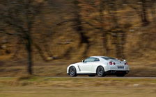   Nissan GT-R - 2011