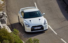   Nissan GT-R - 2011