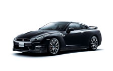   Nissan GT-R - 2011