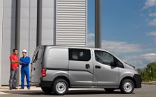   Nissan NV200 - 2010