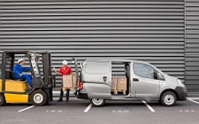   Nissan NV200 - 2010