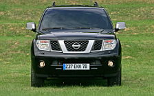   Nissan Pathfinder - 2005