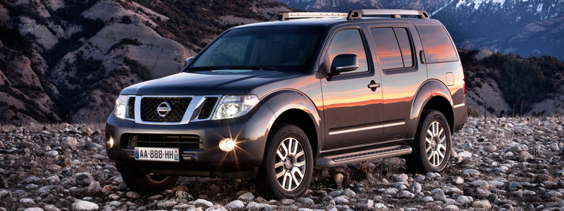   Nissan Pathfinder - 2010 - Car wallpapers