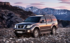   Nissan Pathfinder - 2010