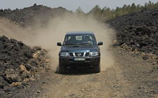   Nissan Patrol - 2004