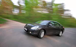   Nissan Teana 4WD - 2010