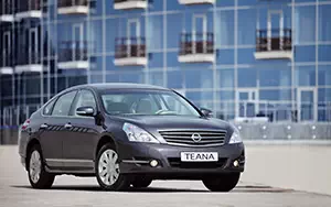   Nissan Teana 4WD - 2010