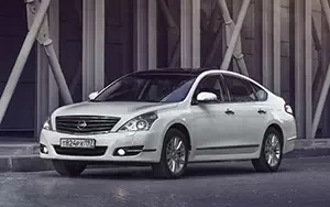   Nissan Teana - 2012