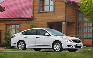   Nissan Teana - 2012