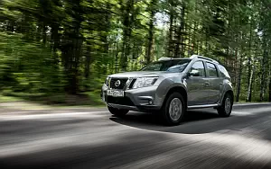   Nissan-Terrano-RU-spec-2014