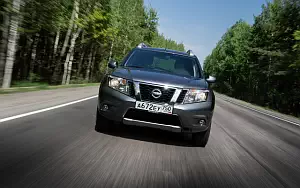   Nissan-Terrano-RU-spec-2014