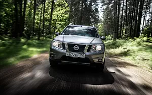   Nissan-Terrano-RU-spec-2014