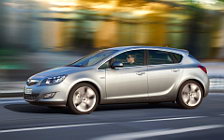   Opel Astra - 2009