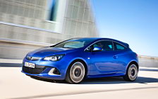   Opel Astra OPC - 2012