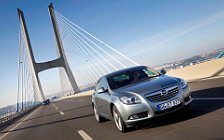   Opel Insignia BiTurbo - 2012