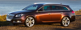 Opel Insignia BiTurbo Sports Tourer - 2012