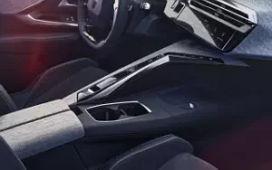   Peugeot E-3008 - 2023