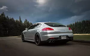      Porsche Panamera 4S US-spec - 2013