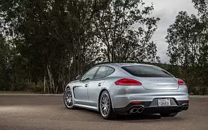      Porsche Panamera S US-spec - 2015