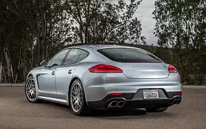      Porsche Panamera S US-spec - 2015