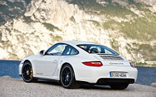   Porsche 911 Carrera GTS - 2010