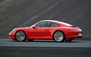   Porsche 911 Carrera - 2011