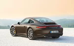   Porsche 911 Carrera 4S - 2012