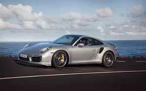   Porsche 911 Turbo S - 2013