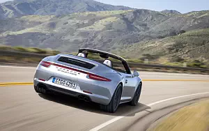   Porsche 911 Carrera 4 GTS Cabriolet - 2014