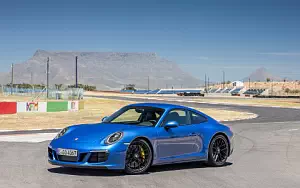   Porsche 911 Carrera 4 GTS - 2017