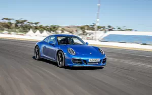   Porsche 911 Carrera 4 GTS - 2017