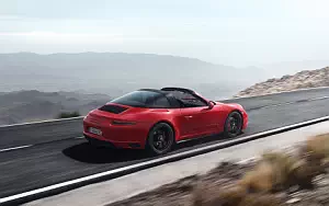   Porsche 911 Targa 4 GTS - 2017