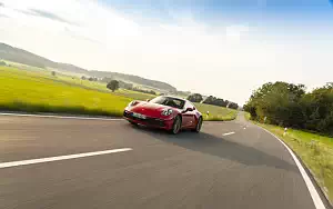   Porsche 911 Carrera Coupe (Guards Red) - 2019