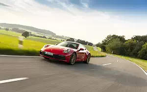   Porsche 911 Carrera Coupe (Guards Red) - 2019