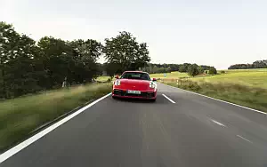   Porsche 911 Carrera Coupe (Guards Red) - 2019