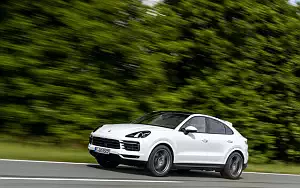   Porsche Cayenne Coupe (Carrara White Metallic) - 2019