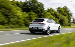   Porsche Cayenne Coupe (Carrara White Metallic) - 2019