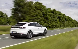   Porsche Cayenne Coupe (Carrara White Metallic) - 2019