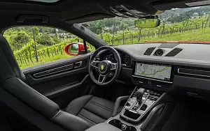   Porsche Cayenne Coupe (Lava Orange) - 2019