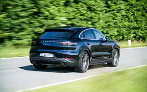   Porsche Cayenne S Coupe (Moonlight Blue Metallic) - 2019