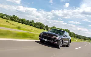   Porsche Cayenne Turbo Coupe (Mahogany Metallic) - 2019