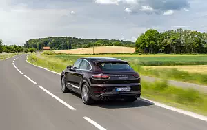   Porsche Cayenne Turbo Coupe (Mahogany Metallic) - 2019